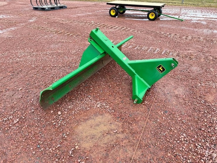 john-deere-65-image-3