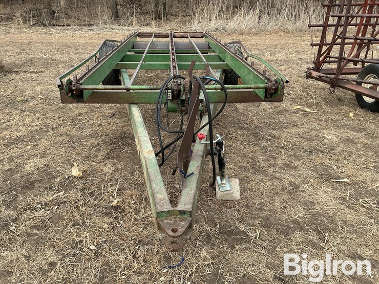 john-deere-200-image-2