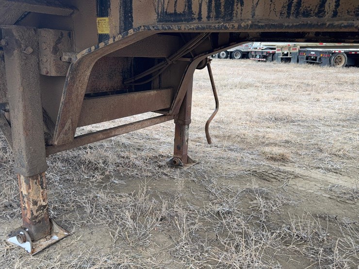 2002-fontaine-step-deck-image-8