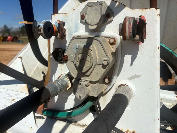 2004-red-river-belt-trailer-image-8