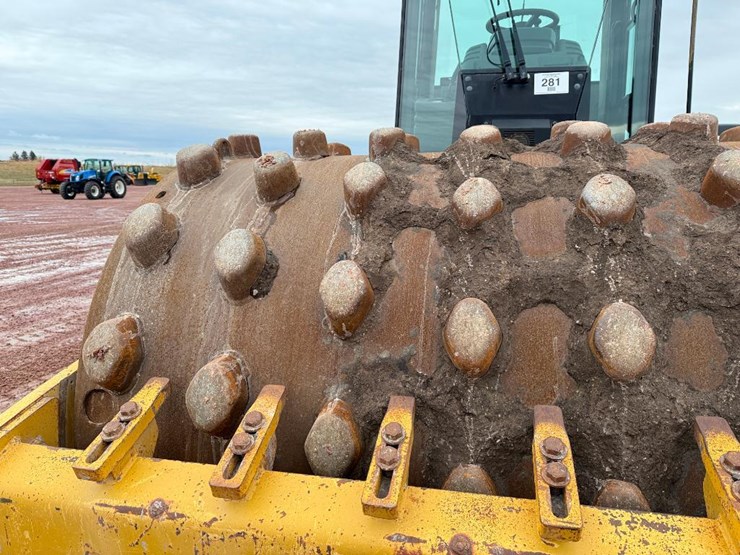 caterpillar-cs-563e-image-38