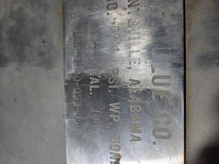 1000-gallon-liquid-nurse-trailer-image-20