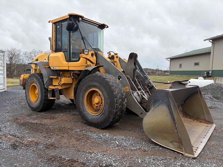 2012-volvo-l60g-image-3