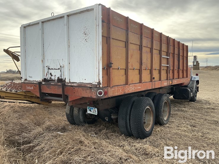 1971-international-fleetstar-image-5