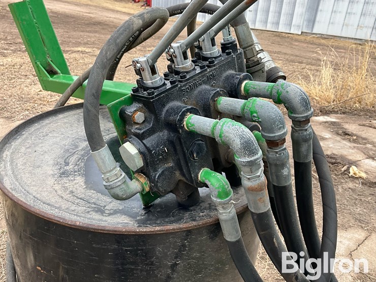 john-deere-158-image-14