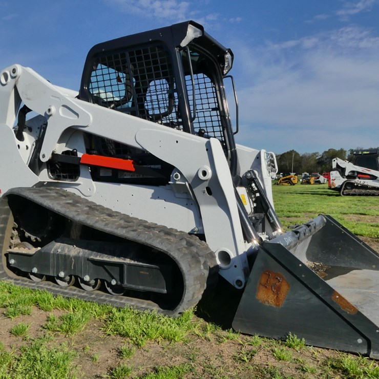 2025 BOBCAT T650