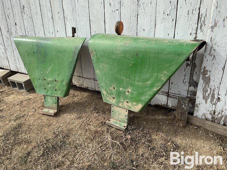 john-deere-10-image-1