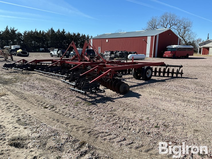 international-496-image-5