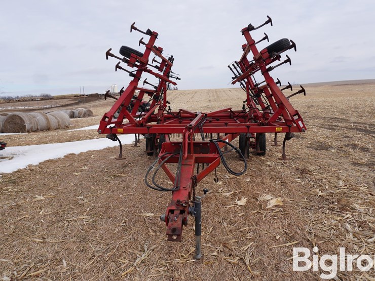 case-ih-4800-image-2