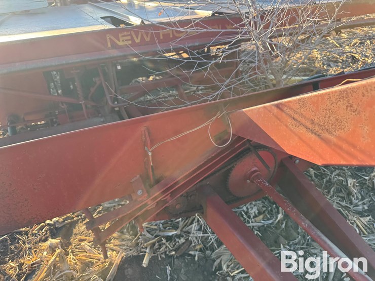 new-holland-1033-image-14