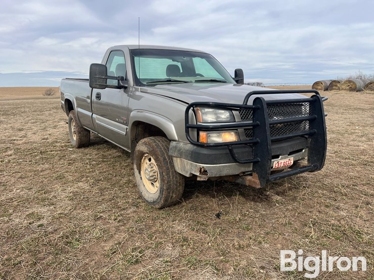 2003-chevrolet-silverado-2500-image-3