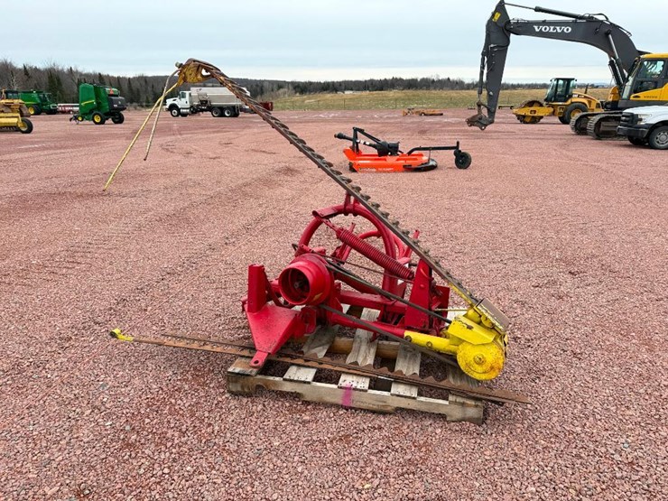 new-holland-450-image-3