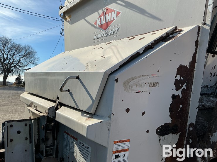 1994-international-2654-t/a-manure-spreader-truck-image-20