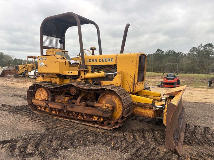 1982-deere-450cc-image-4
