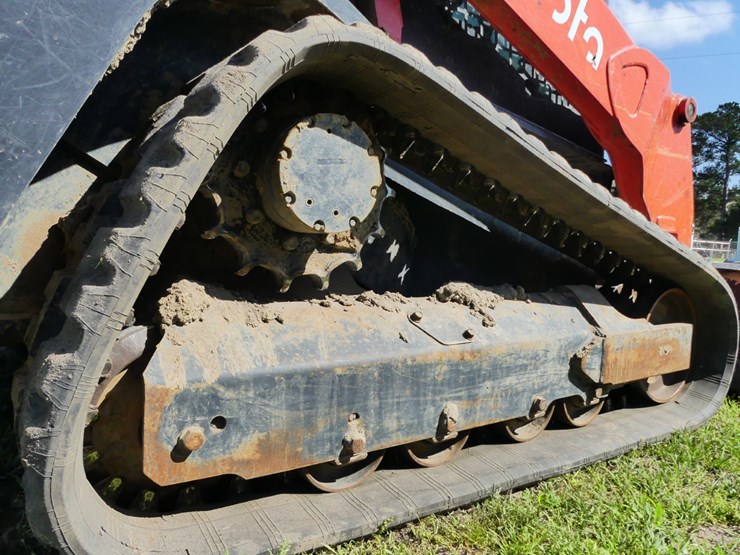 2024-kubota-svl75-3-image-5