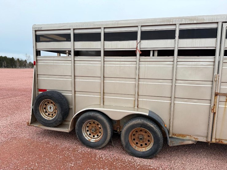 titan-trailer-image-15