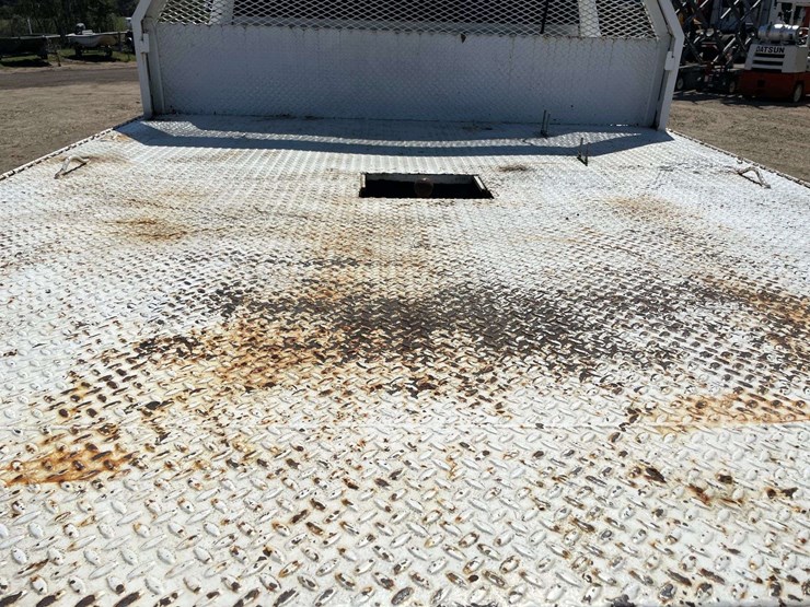 2010-dodge-ram-3500-image-15