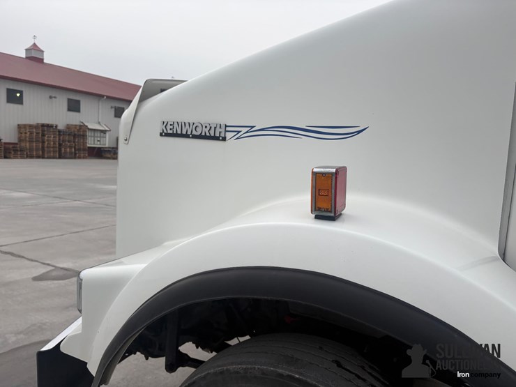 2009-kenworth-t800-image-13