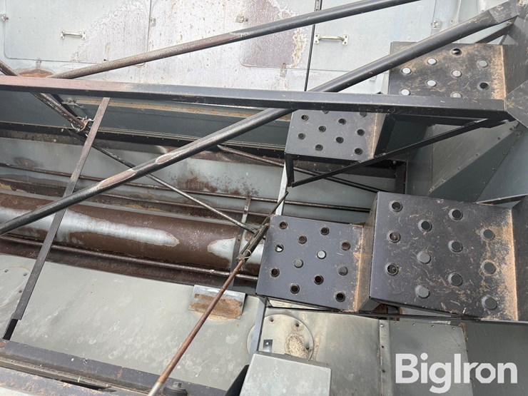 gleaner-r72-image-16