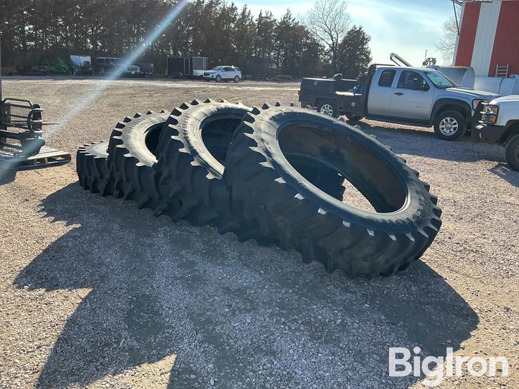 john-deere-8320-image-5