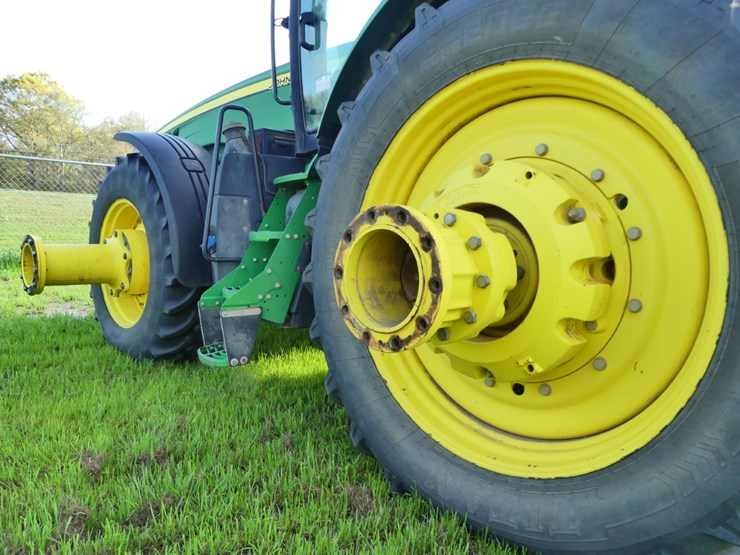 john-deere-8320r-image-9