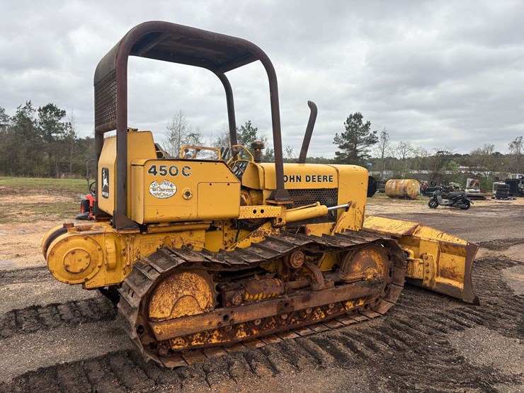 1982-deere-450cc-image-3