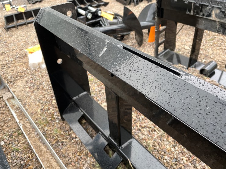 #4371-•-unused-2026-wolverine-pallet-fork-frame-attachment-image-6