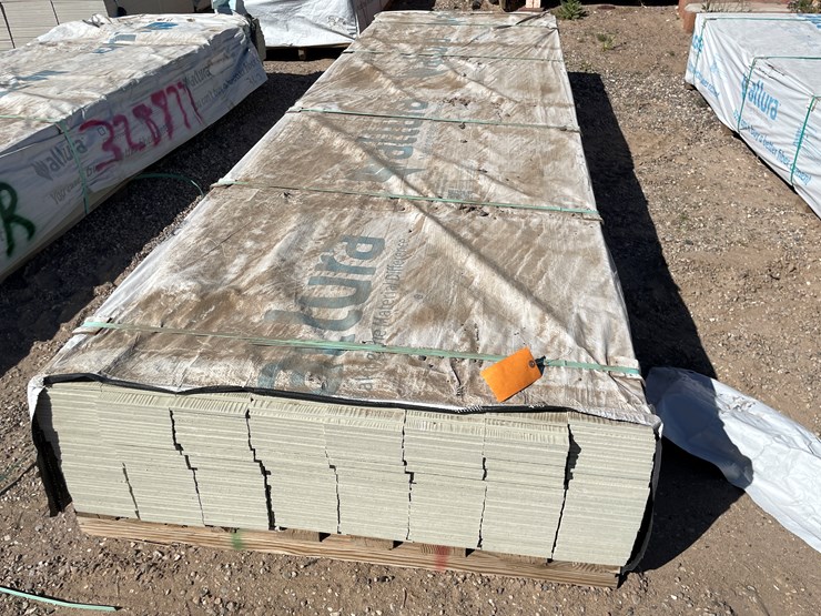 #4345-•-(appx.-360-pieces)-allura-5-¼"-primed-fiber-cement-traditional-cedar-siding-image-2