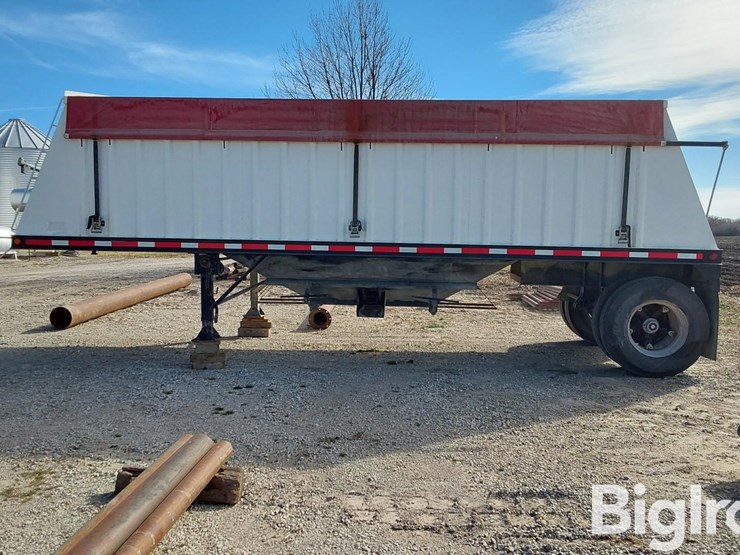 1998-neville-trailer-image-8