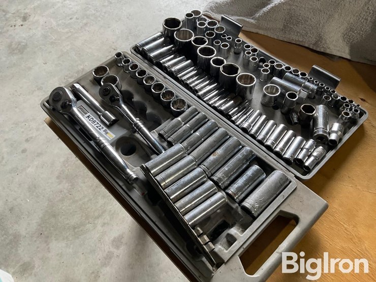 john-deere-12-image-1