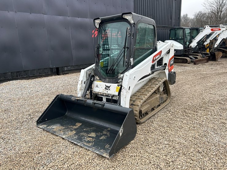 2024-bobcat-t450-image-8