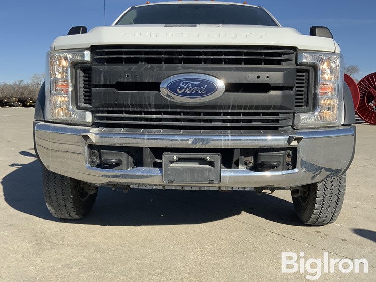 2018-ford-f550-xl-image-9
