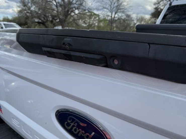 2018-ford-f250-image-8