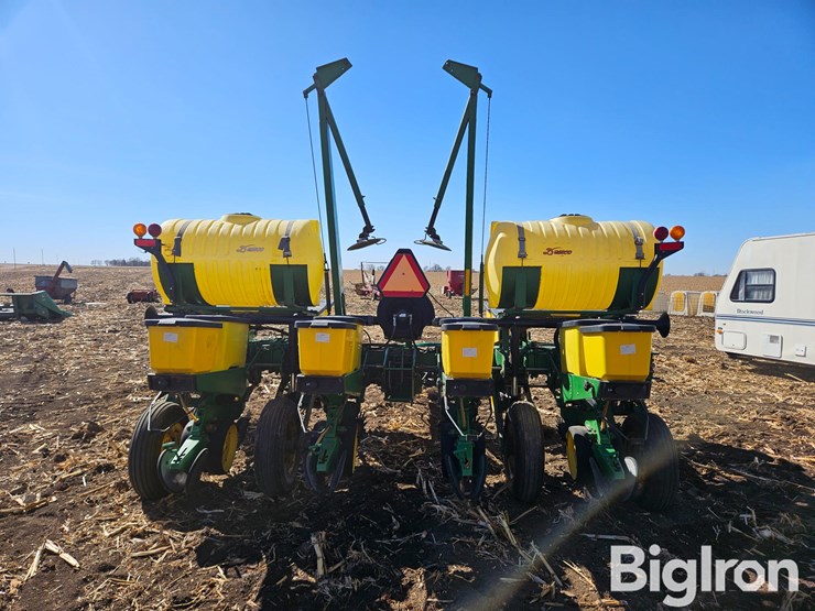 john-deere-7200-image-6