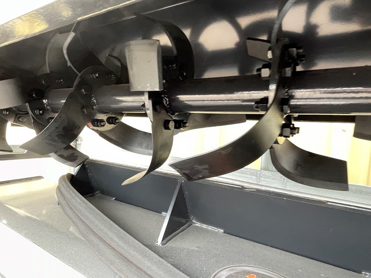 #4315-•-unused-2026-wolverine-skid-steer-hydraulic-rotary-tiller-attachment-image-5