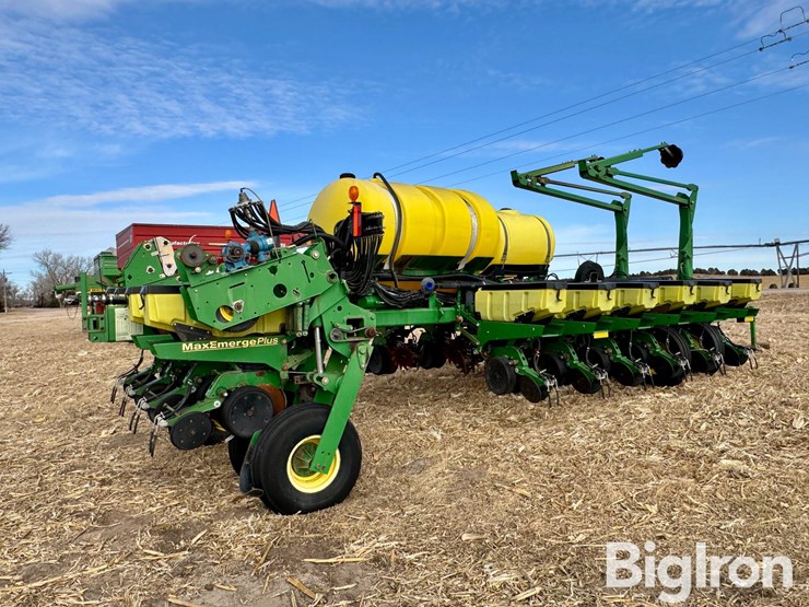 john-deere-1770nt-image-5