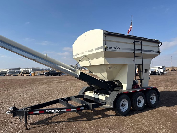 2021-meridian-375rt8-image-3