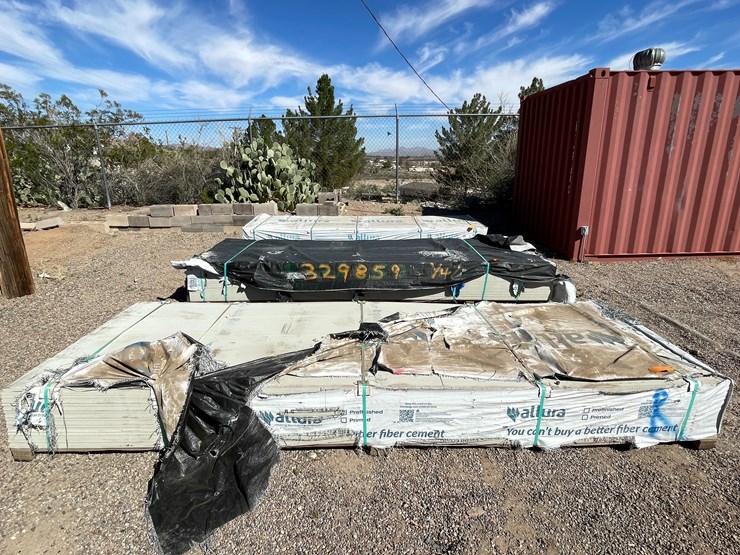 #4339-•-(appx.-160-pieces)-allura-12"-primed-fiber-cement-lap-siding-image-2