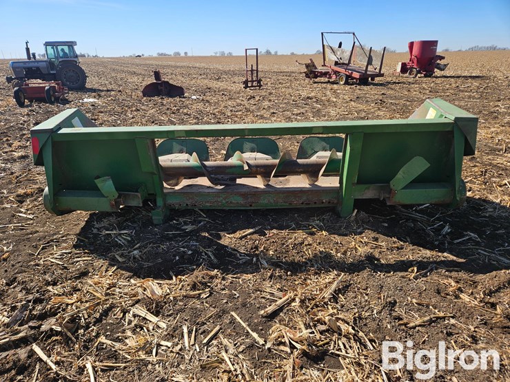 john-deere-444-image-6