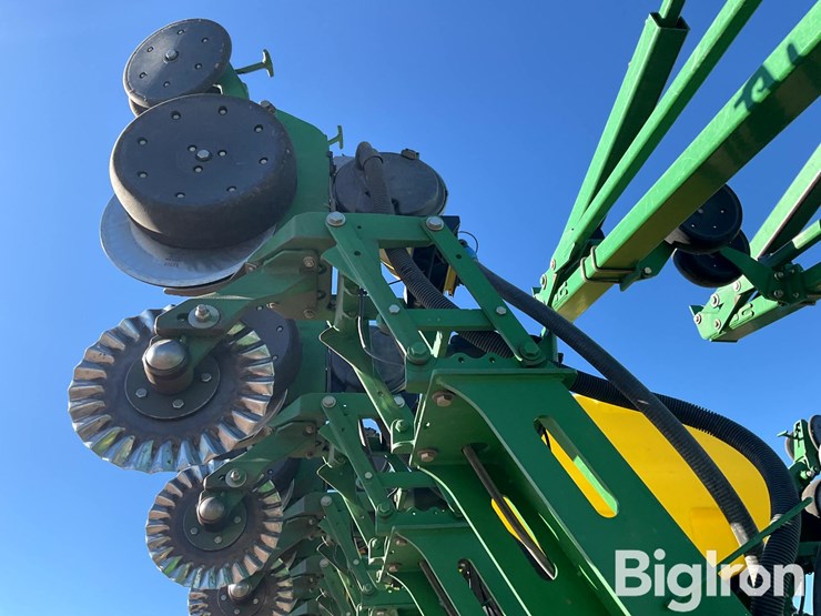 john-deere-1790-image-12