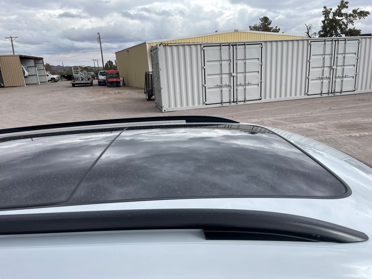 2019-volkswagen-tiguan-se-image-18