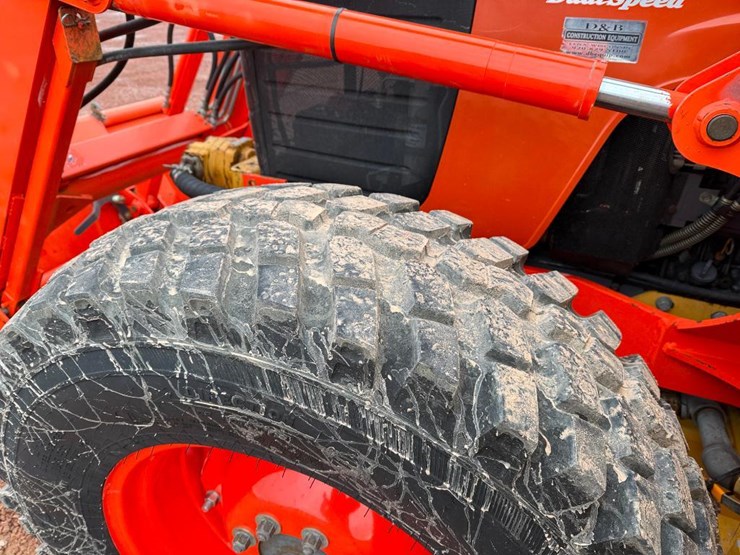 2005-kubota-la1301s-image-9