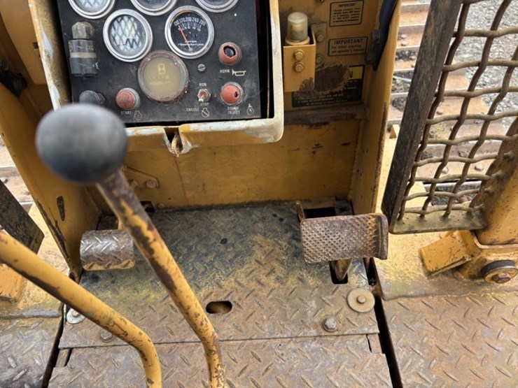 1991-dresser-td8g-image-24