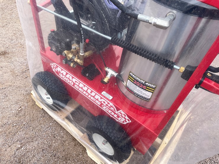 #4300-•-unused-hot-water-pressure-washer-image-21