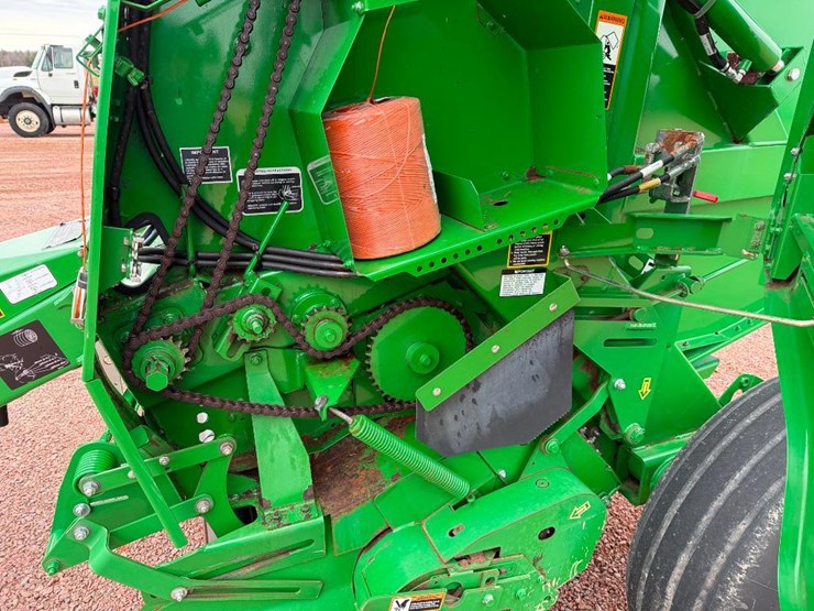2020-john-deere-450m-image-30