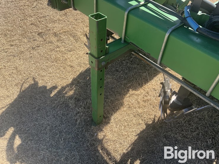 john-deere-1700-image-16