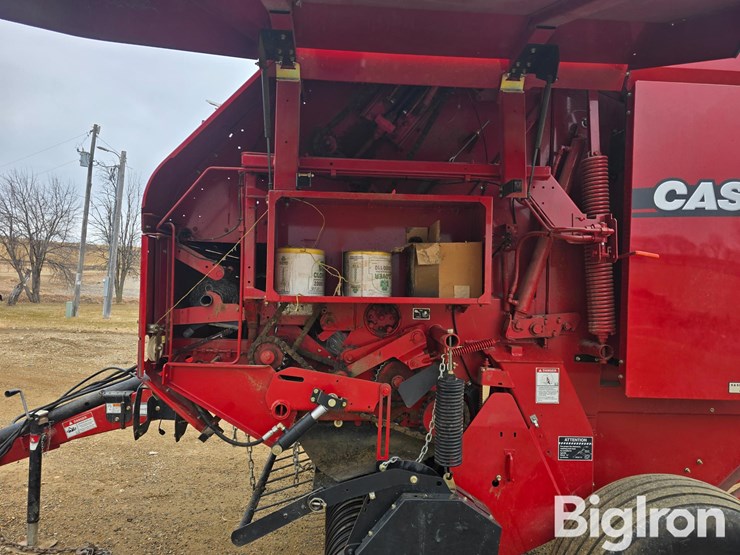 2009-case-ih-rb564-image-16