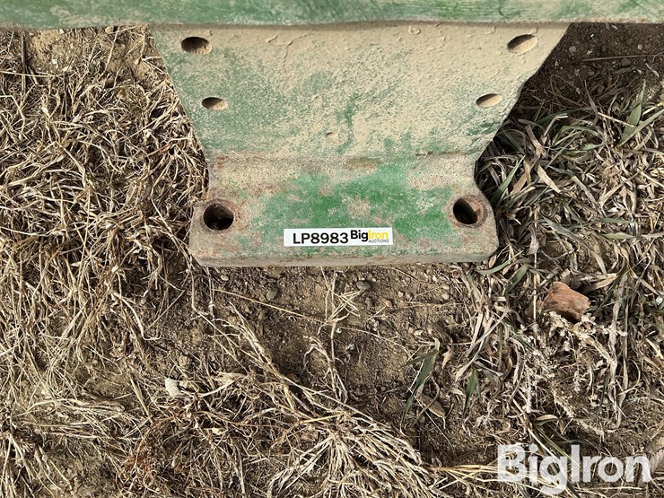 john-deere-10-image-18