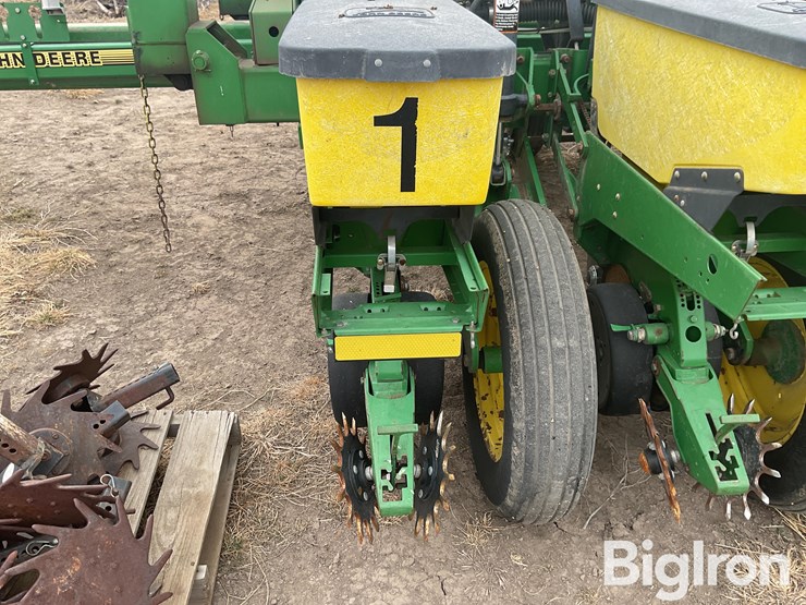 john-deere-1770-image-17