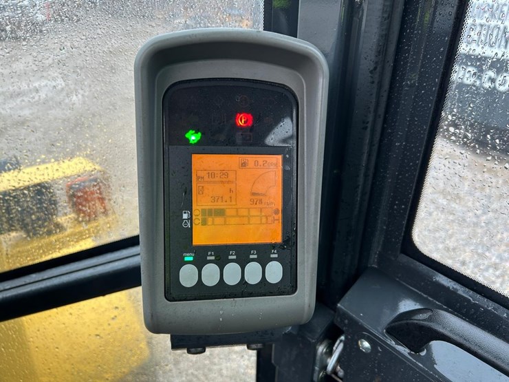 2016-yanmar-v4-7-image-18